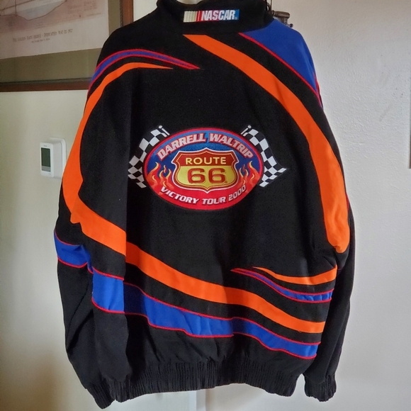 Darrell Waltrip Victory Tour 2000 - Picture 7 of 7